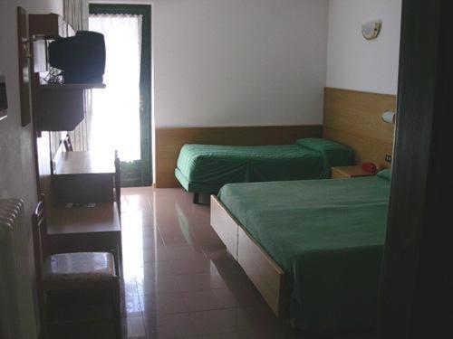 Hotel Faedo Pineta מראה חיצוני תמונה