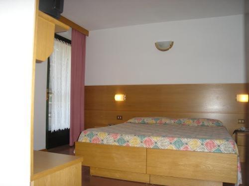 Hotel Faedo Pineta מראה חיצוני תמונה